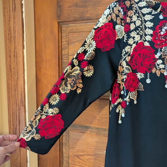 JM Collection Black and Blue Sheath Dress with Crew Neck - Picture 5 of 8